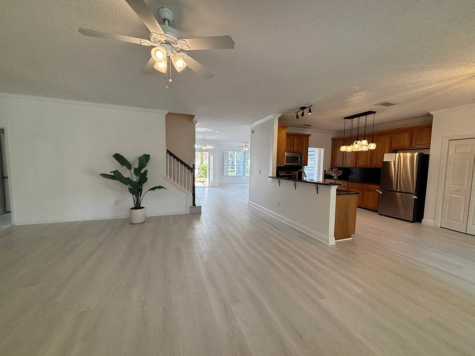 12185 Emerald Green Ct — Photo 4