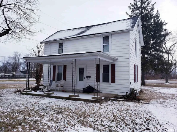 100 W Spruce St, Chatham, IL 62629
