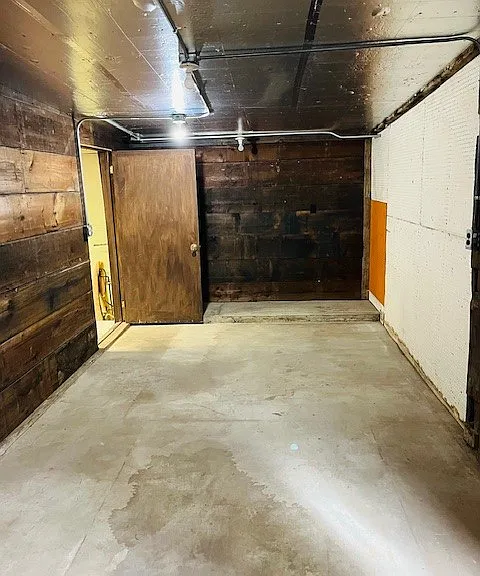 120 Franklin St — Photo 8