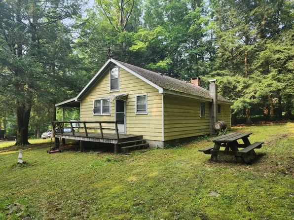 72 Big Buck Dr, Penn Run, PA 15765