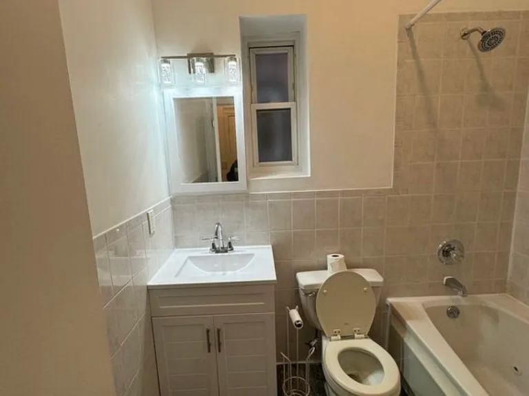 57 Saint Pauls Ave #4R — Photo 15