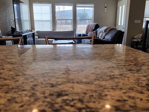 4th image of 2431 Crown View Dr #2