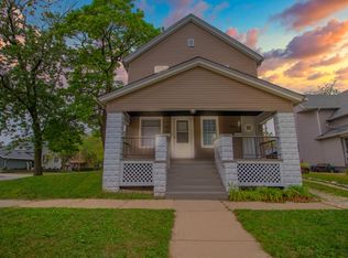 701 Nicholson St, Joliet, IL 60435