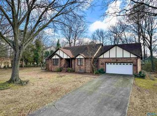 3211 Trails End St SW, Decatur, AL 35603