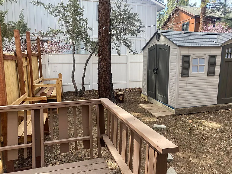 422 Riverside Ave — Photo 27