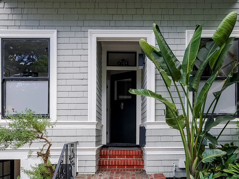 1023 Broadway #1023 — Photo 2