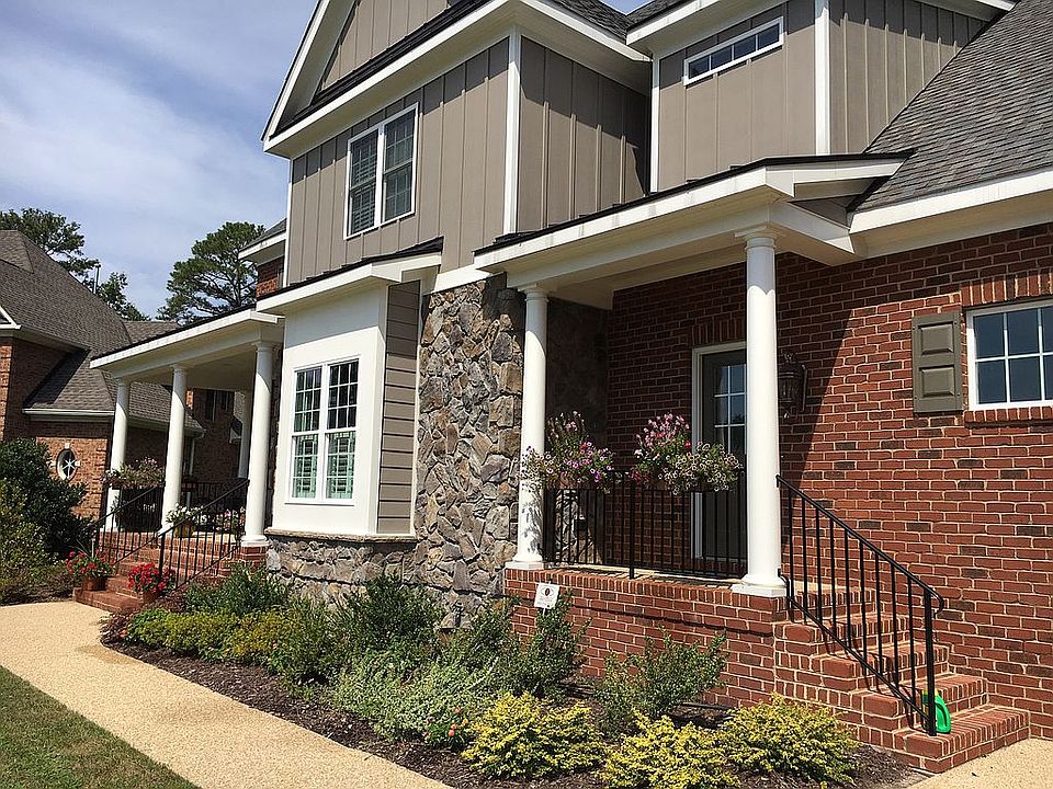 2nd image of 1816 Dover Pointe Rd