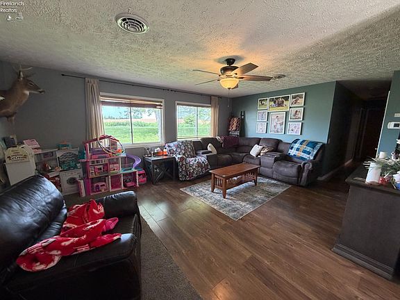 5th image of 1254 Peru Hollow Rd