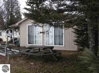 7891 Shore Rd NE, Kalkaska, MI 49646