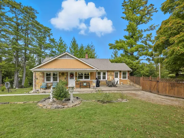 224 S Business 49, Neosho, MO 64850