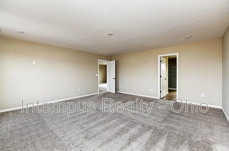1003 Beehive Grv — Photo 18