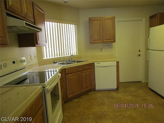5th image of 8516 Desert Holly Dr