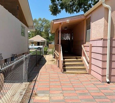 2nd image of 402 W Alma Ave