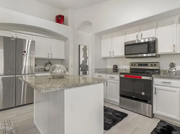 42596 W BUNKER Drive, Maricopa, AZ 85138