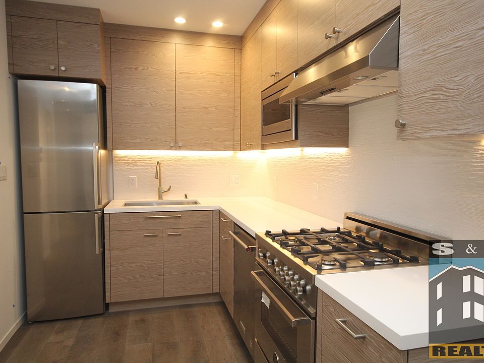1st image of 830 28th Ave #B