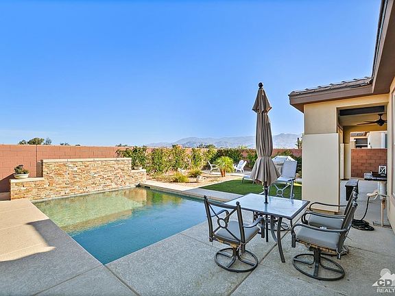 2nd image of 82803 Spirit Mountain Dr
