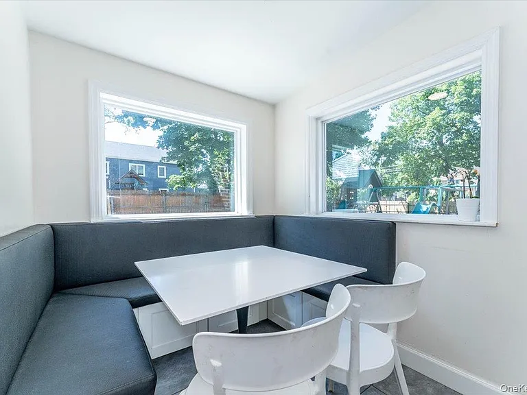 266 Rockaway Tpke — Photo 11