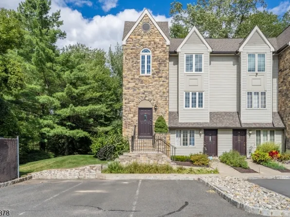 23 Wren Court, Berkeley Heights Twp., NJ 07922