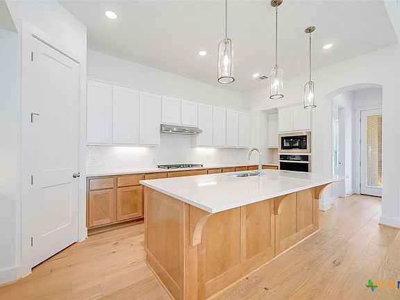 3rd image of 2962 McKinnie Park