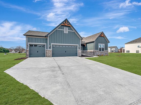 2nd image of 1100 Sweetland Ln