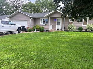 1221 S Main St, Clarion, IA 50525