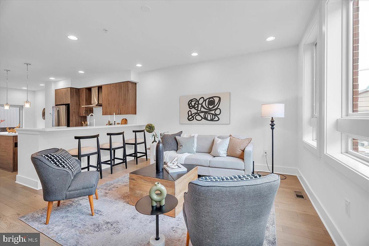 638 N 5th St, Philadelphia, PA 19123 | MLS #PAPH2590824 | Zillow