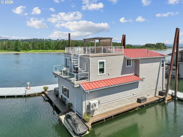 19609 NE Marine Dr Slip B18, Portland, OR 97230
