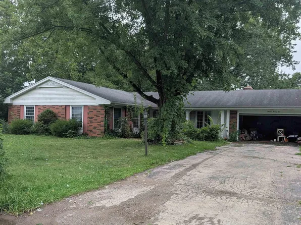 1322 Riding Mall Dr, South Bend, IN 46614