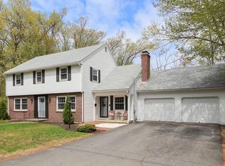 87 Forest Dr, Holden, MA 01520