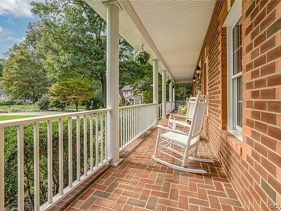 4th image of 9209 Olde Hartley Ct