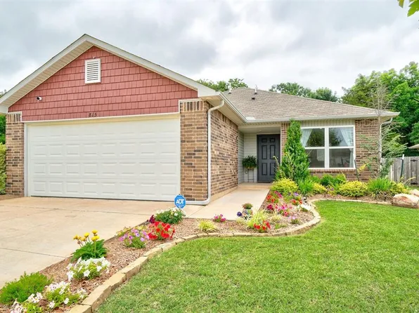 815 Twin Lakes Dr, Noble, OK 73068