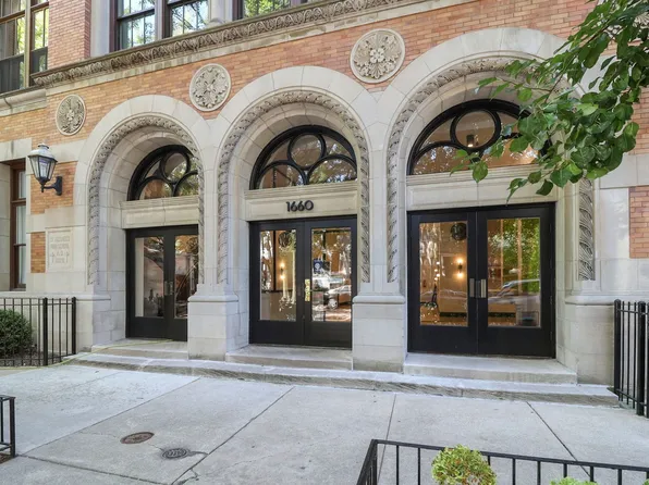 1660 N Hudson Ave APT 2L, Chicago, IL 60614