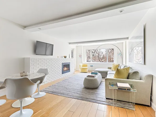 180 E End Ave APT 3B, Manhattan, NY 10128
