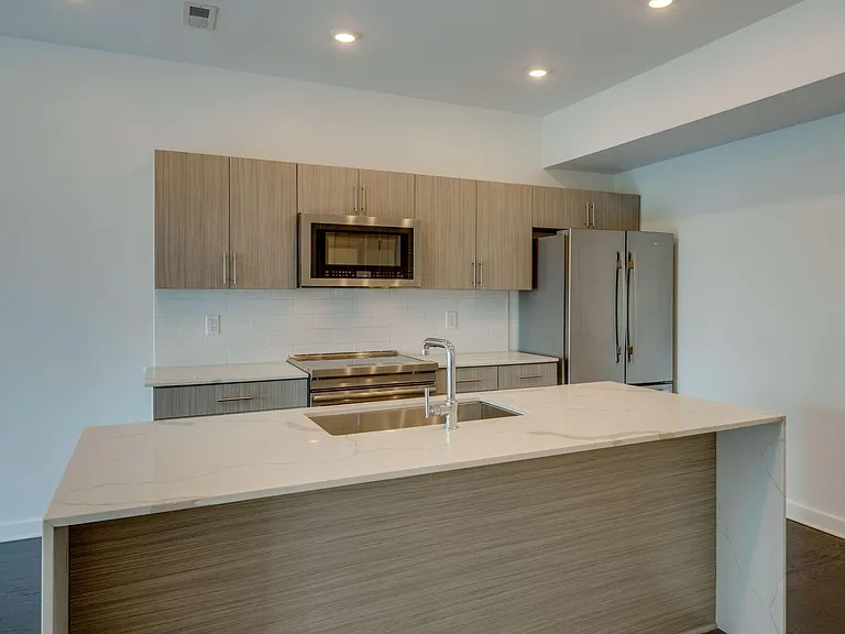3116 W End Cir #308 — Photo 32