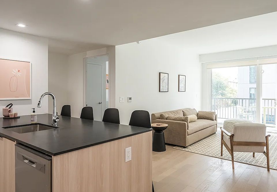 1st image of 975 Nostrand Ave #812
