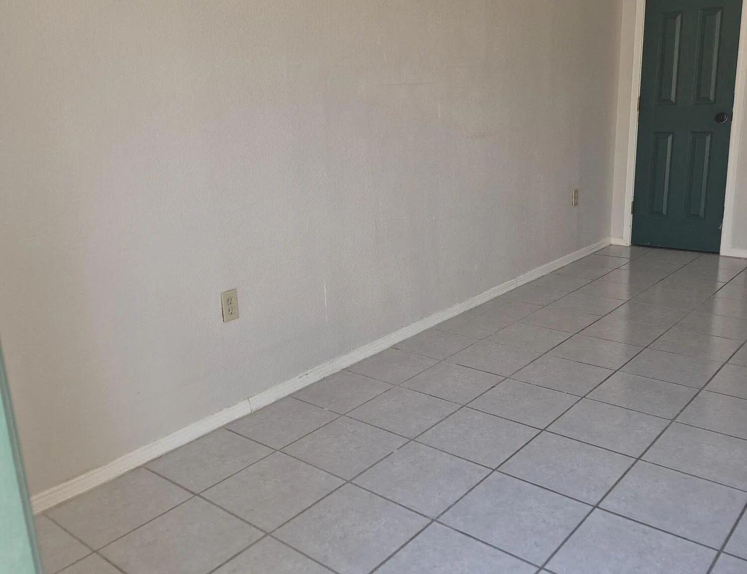 Studio, 434 sqft, $900 — Photo 3