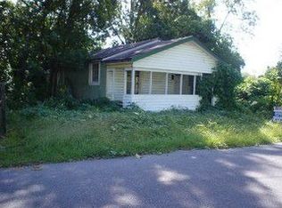 311 Railroad St, Glennville, GA 30427