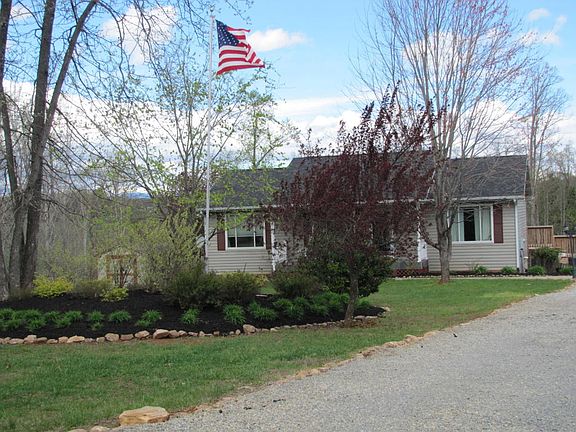 2nd image of 1219 Woods Edge Dr