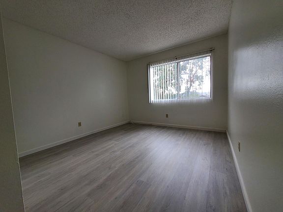 4th image of 1609 Naomi St APT 1