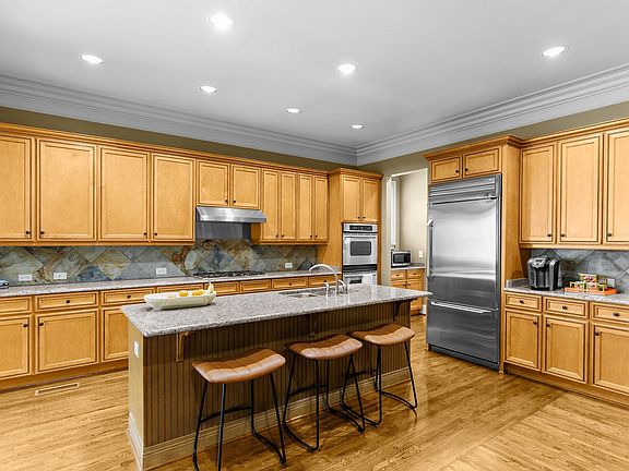 5th image of 706 Hampden Place Cir