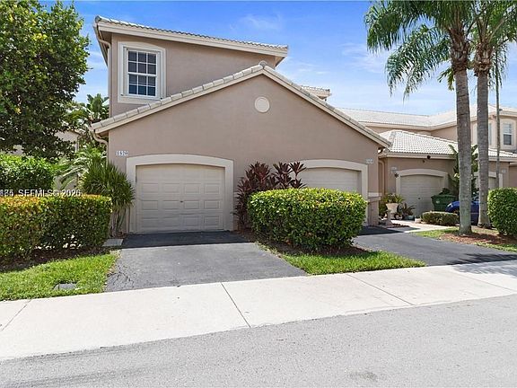 3rd image of 1820 Salerno Cir