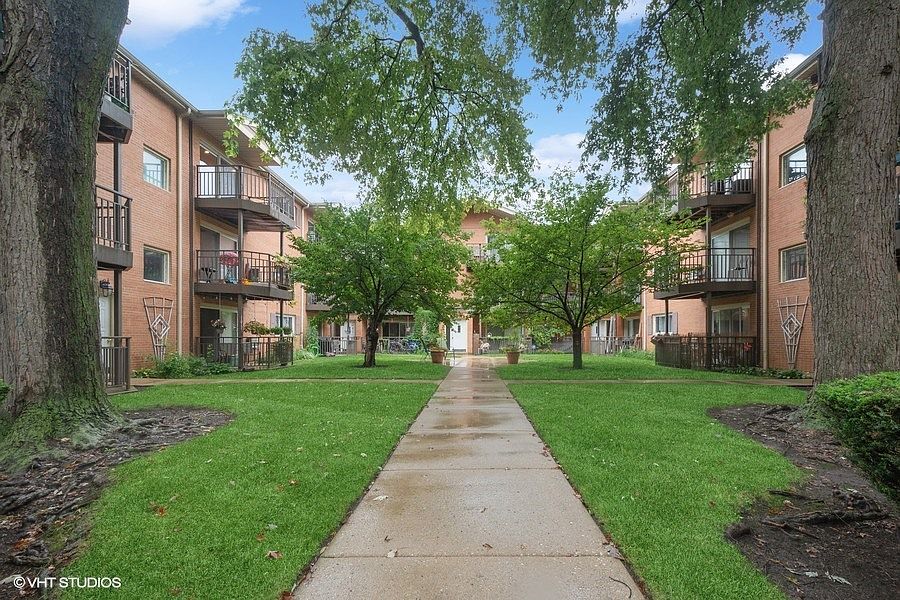 1st image of 1529 W Farwell Ave APT 3S