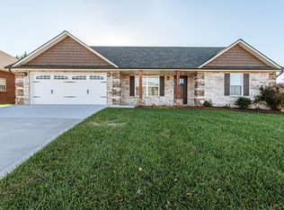 5634 Autumn Creek Dr, Knoxville, TN 37924