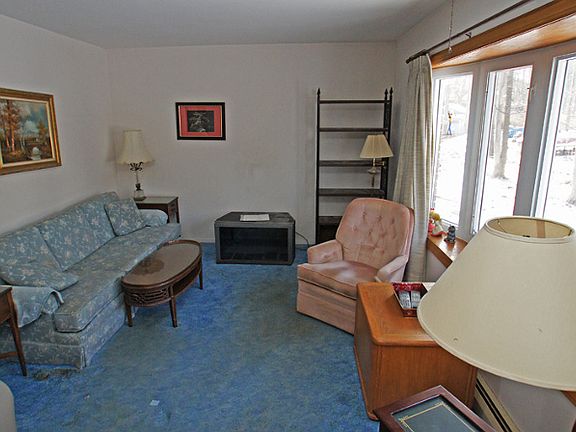 4th image of 66 Tall Oaks Dr