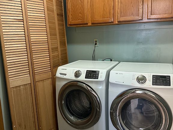 2nd image of 4960 Brookfield Dr