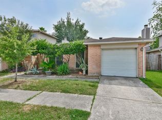 7826 Greenedge Dr, Houston, TX 77040