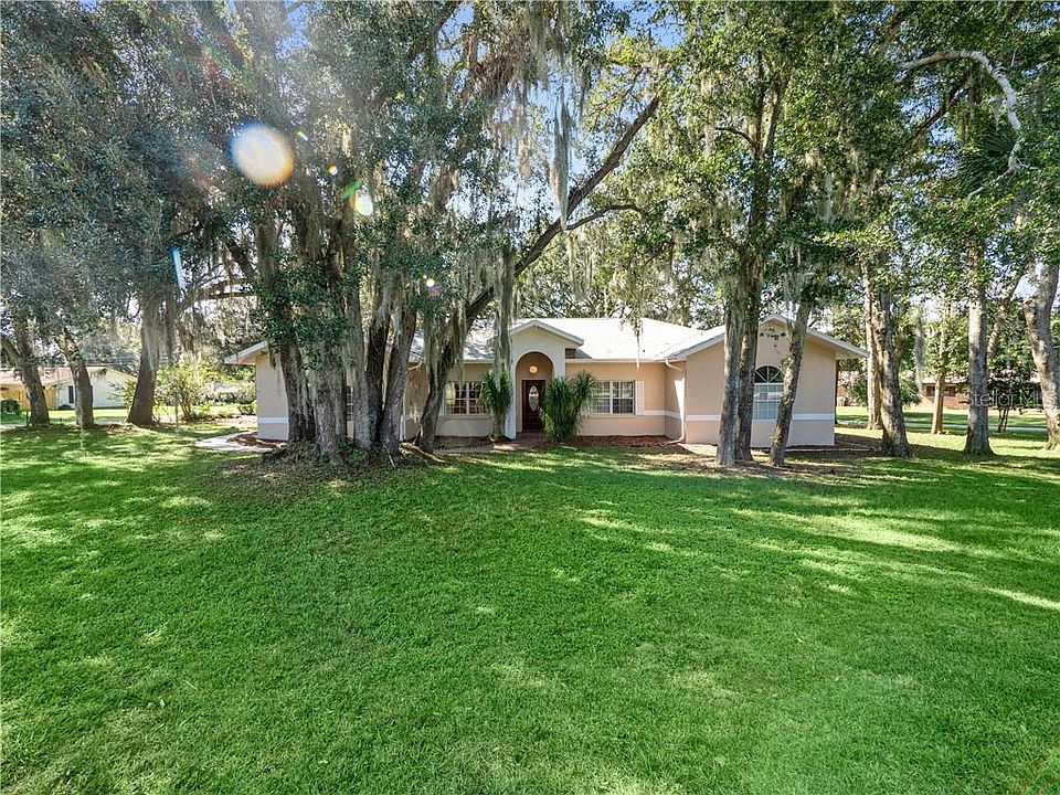 1st image of 4135 Harry Dr