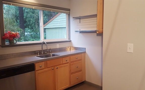 4th image of 18951 45th Pl NE