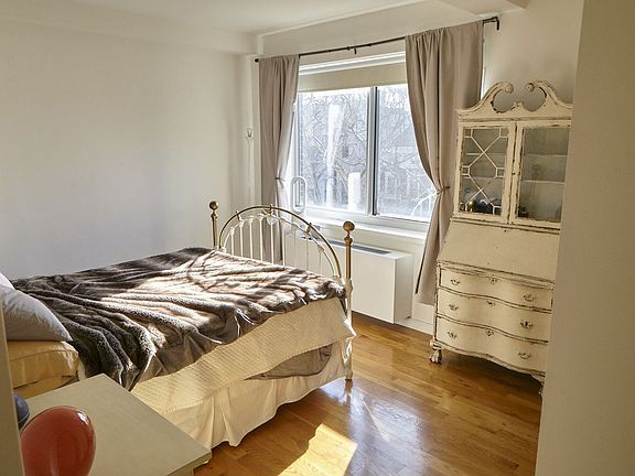 5th image of 105 Ainslie St #2A