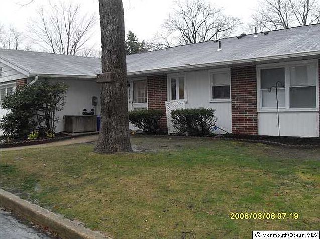 1st image of 600 Lake Point Drive #A